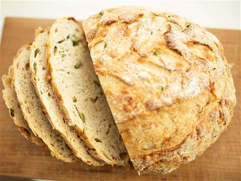 Jalapeño Cheddar Sourdough Loaf